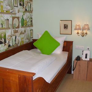 Comfort Single Room